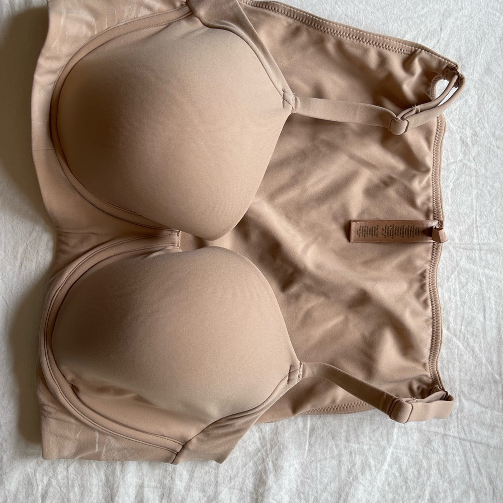 SKIMS Nude Women's Bra